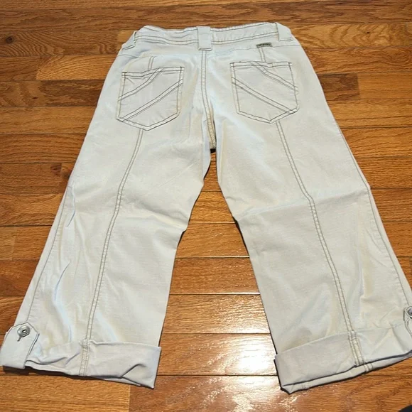 Union Bay size one Capri - Picture 7 of 8